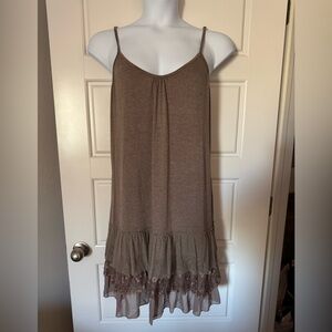 Brown Sleeveless Tank Top with Lace Hem